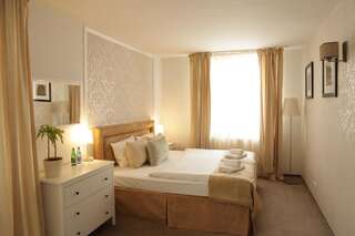 Курортные отели Jabłoń Lake Resort Пиш Двухместный номер с 1 кроватью или 2 отдельными кроватями-1