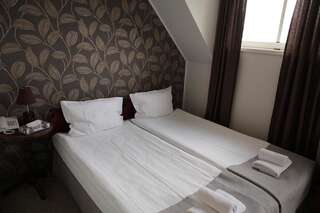 Курортные отели Jabłoń Lake Resort Пиш Двухместный номер с 1 кроватью или 2 отдельными кроватями-4