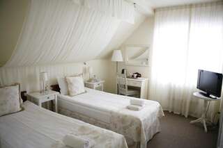 Курортные отели Jabłoń Lake Resort Пиш Двухместный номер с 1 кроватью или 2 отдельными кроватями-5